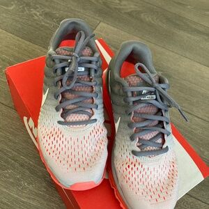 Women’s Nike Air Max